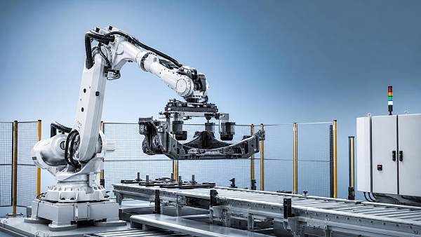 How to choose a 6 axis robot arm for heavy loads