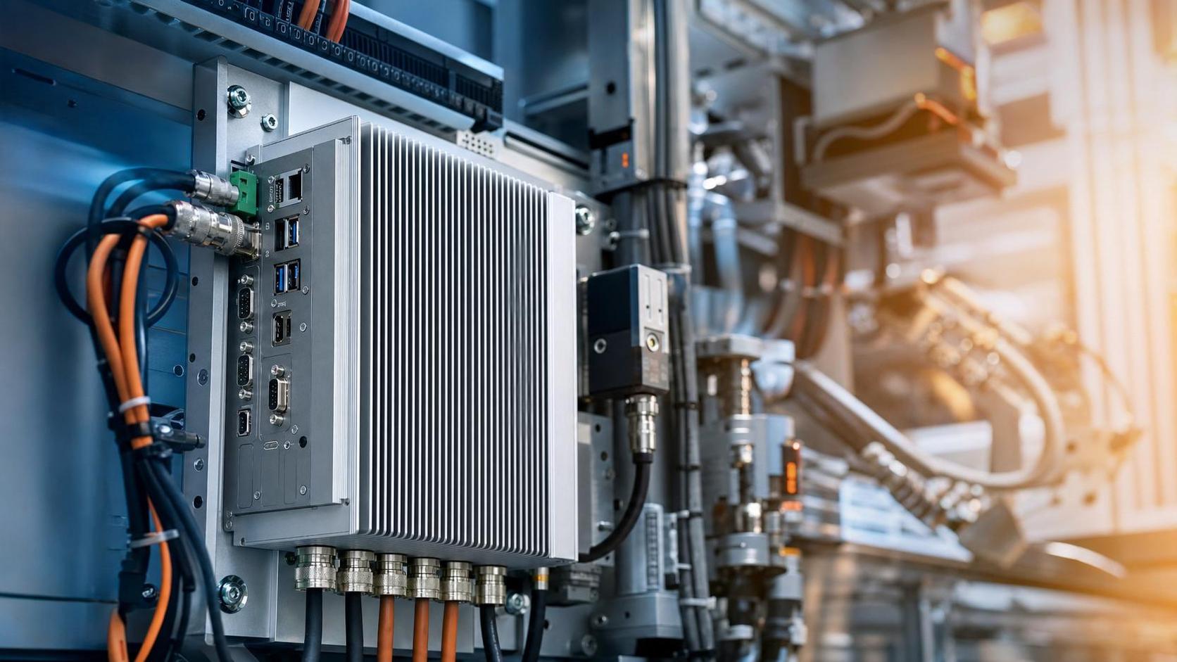 How to Choose Fanless Industrial PC Cooling for Dusty, High-Temperature Environments