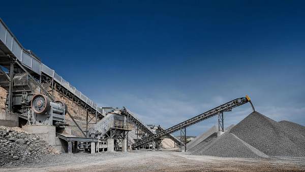 How to size crushing plants for mining without creating bottlenecks