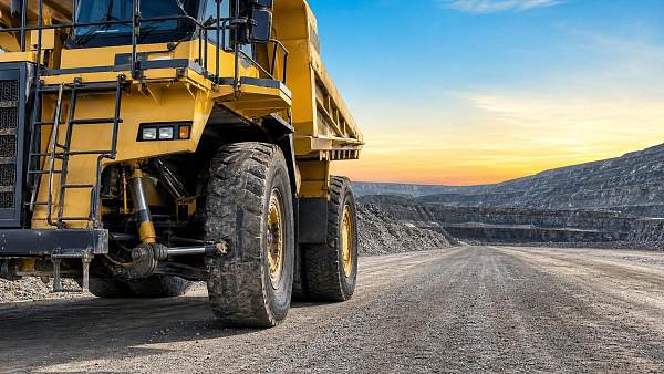 How worn steering components affect haul truck tire wear How worn steering components affect haul truck tire wear