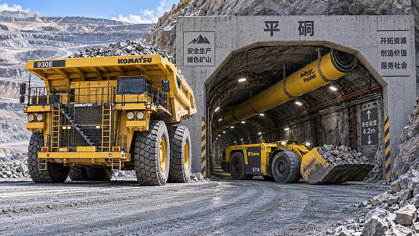 How Do Surface and Underground Mining Equipment Specs Differ?