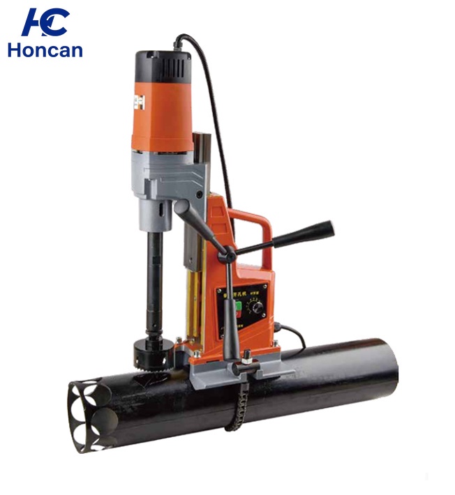 Can the Universal milling machine X8126A handle angled parts without re-clamping?