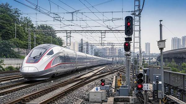 Why Rail Benchmarking Fails When KPIs Ignore Service Reality