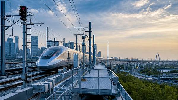 Can rail economic resilience protect long term returns