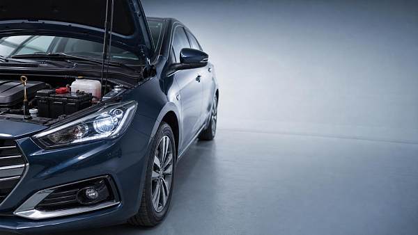 Car Maintenance Checklist: What to Inspect Daily, Monthly, and Before Long Trips