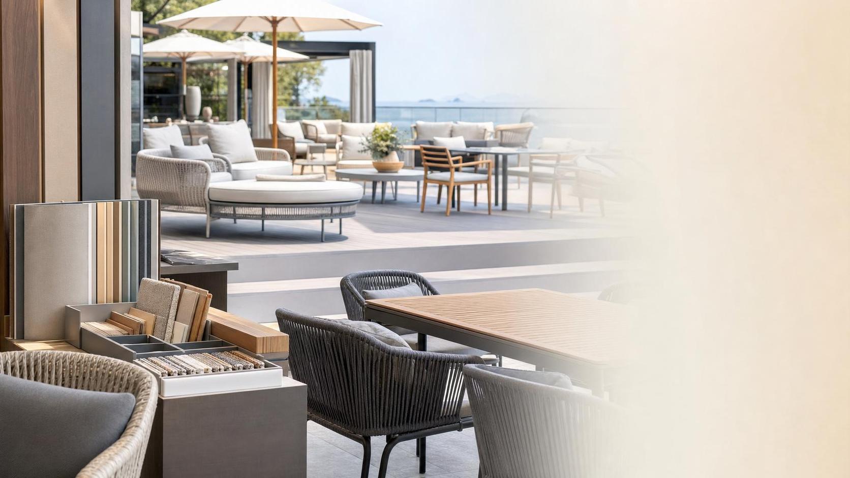How to Choose an Outdoor Furniture Distributor for Hospitality and Retail Projects