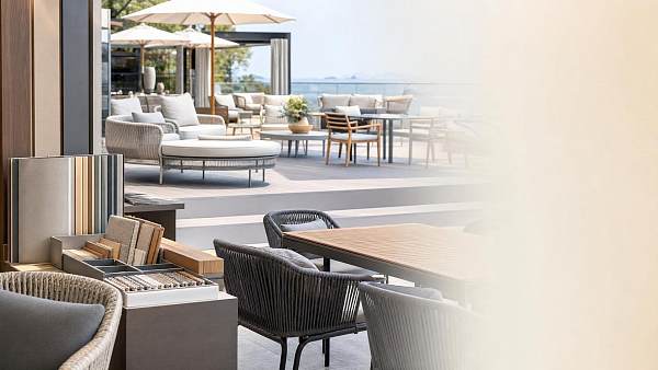 How to Choose an Outdoor Furniture Distributor for Hospitality and Retail Projects