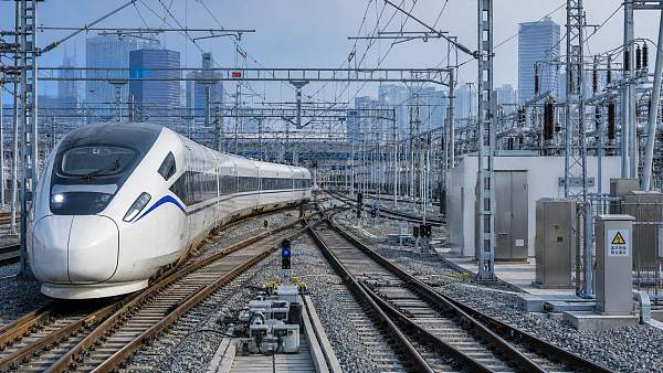 Rail Systems Benchmarking Framework: What Metrics Matter for Network Performance