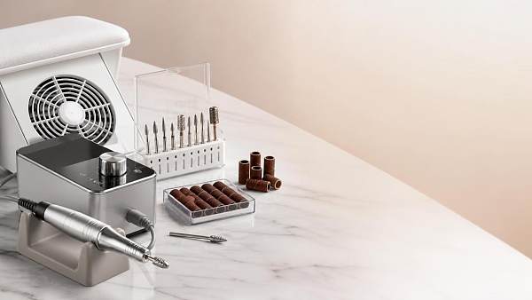 Which must-have items for nail technicians improve service speed most