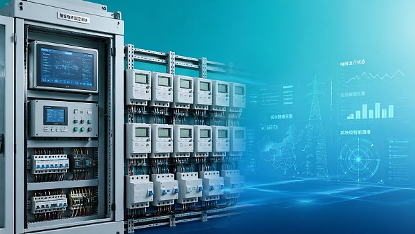 Smart Grid Technology vs Smart Meters: What Matters More?
