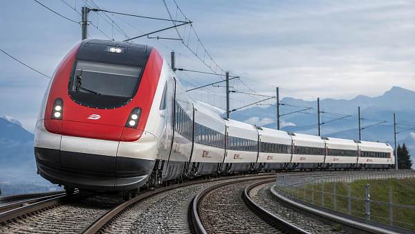 Train Tilt Control Algorithms and the Comfort-Stability Tradeoff