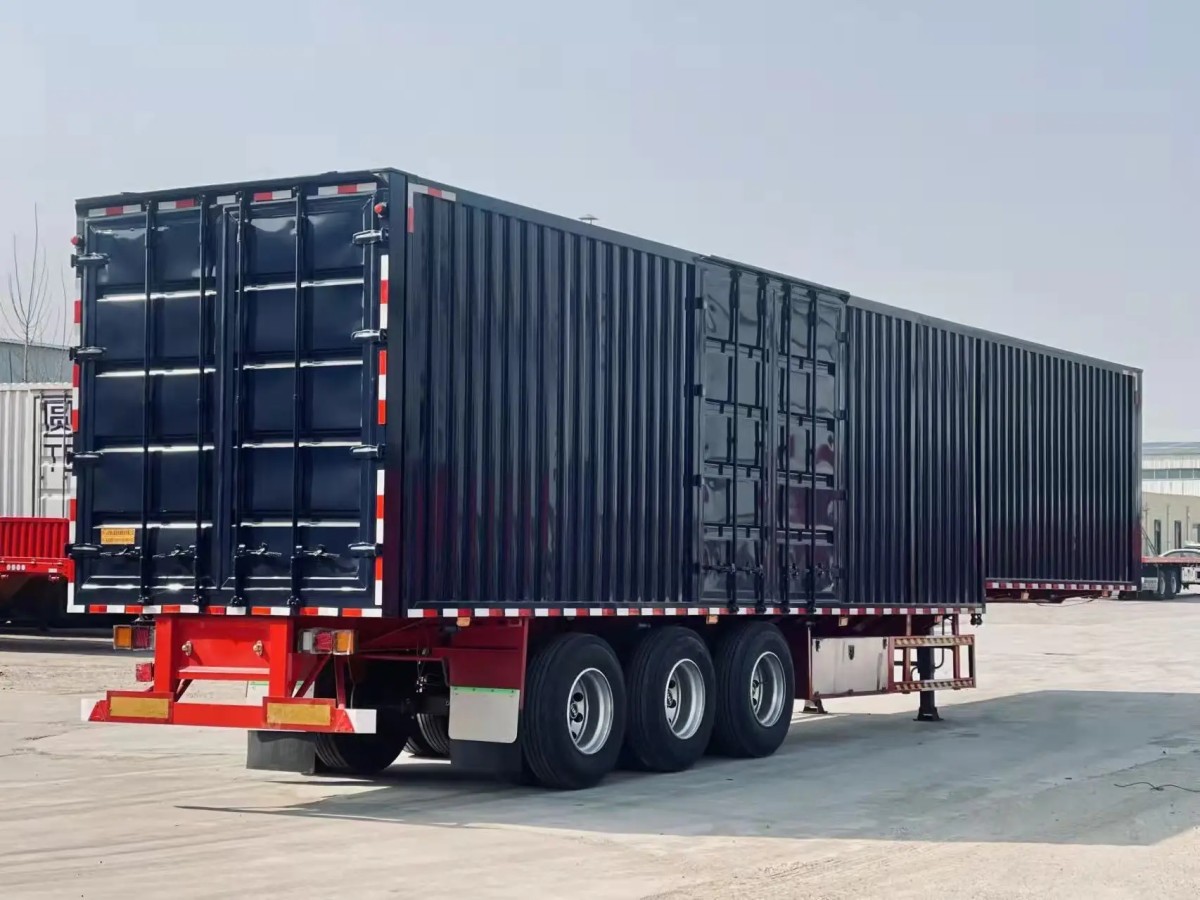 3-Axle Box Van Semi Trailer with Side Door 3-Axle Box Van Semi Trailer with Side Door