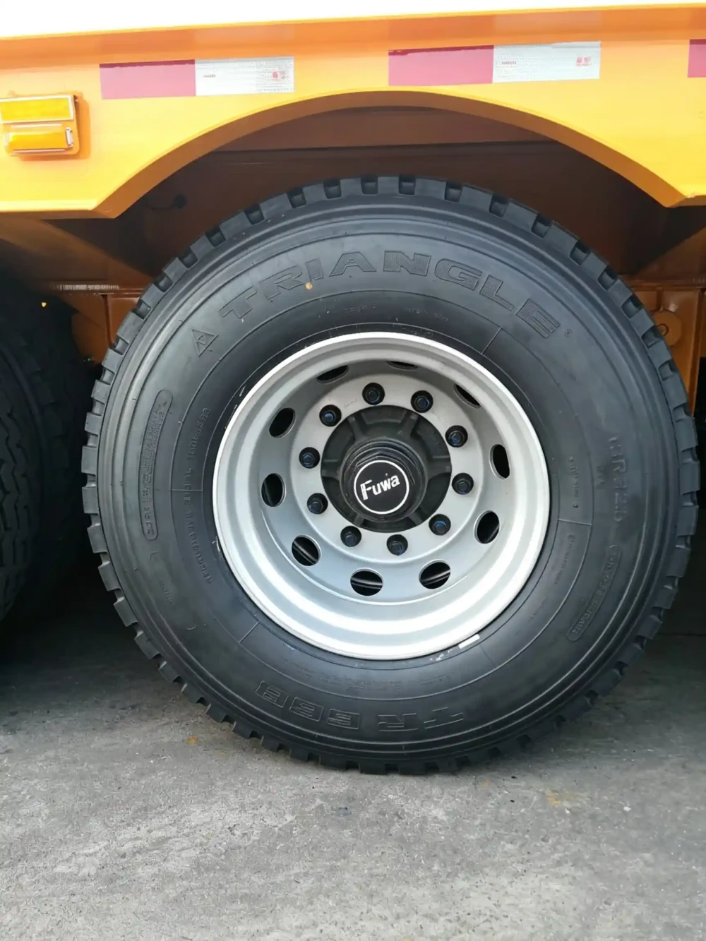 Heavy-Duty Tires