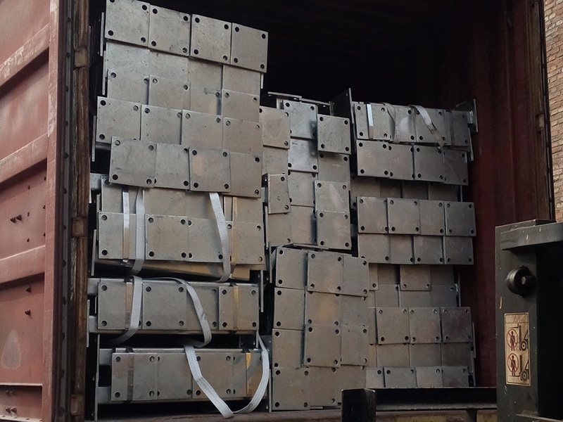 Guardrail Post Weight: Why It Affects Handling, Freight Costs, and Installation Guardrail Post Weight: Why It Affects Handling, Freight Costs, and Installation