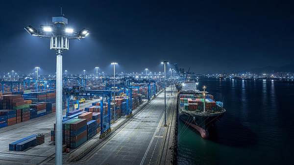 How to Choose a Quay Side Lighting Factory for Port Projects