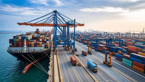 Port Container Handling Explained: Key Steps, Equipment, and Delay Risks at Terminals