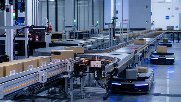 Why Automated Material Handling Bottlenecks Start Small