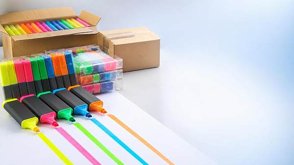 Highlighter Markers Wholesale: Ink Types, Pack Sizes, and Cost Factors