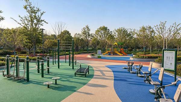Outdoor Fitness Equipment Park Planning: What to Install for Safety, Age Range, and Space