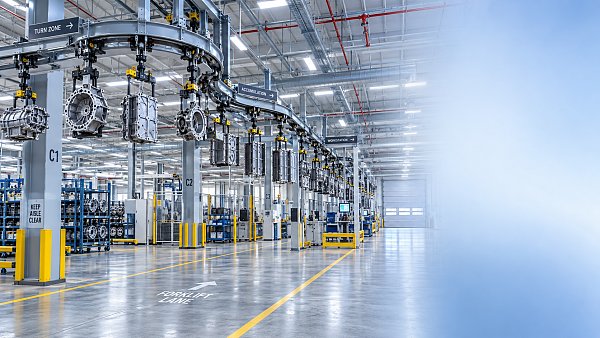 Selecting an Overhead Conveyor System for North American Plant Layouts
