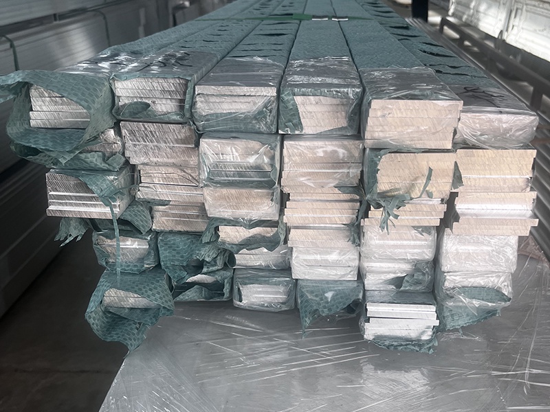 6101 Aluminum Busbar vs Copper Busbar: Cost, Weight, and Performance Trade-Offs 6101 Aluminum Busbar vs Copper Busbar: Cost, Weight, and Performance Trade-Offs