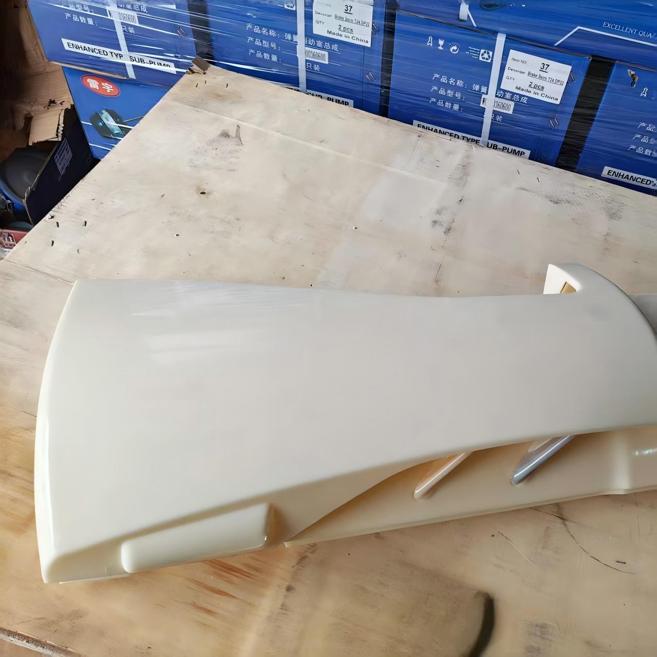 Bonnet Pad TX380 L Painted Engine Hood Pad (Left Side) for TX380 Heavy Duty Truck
