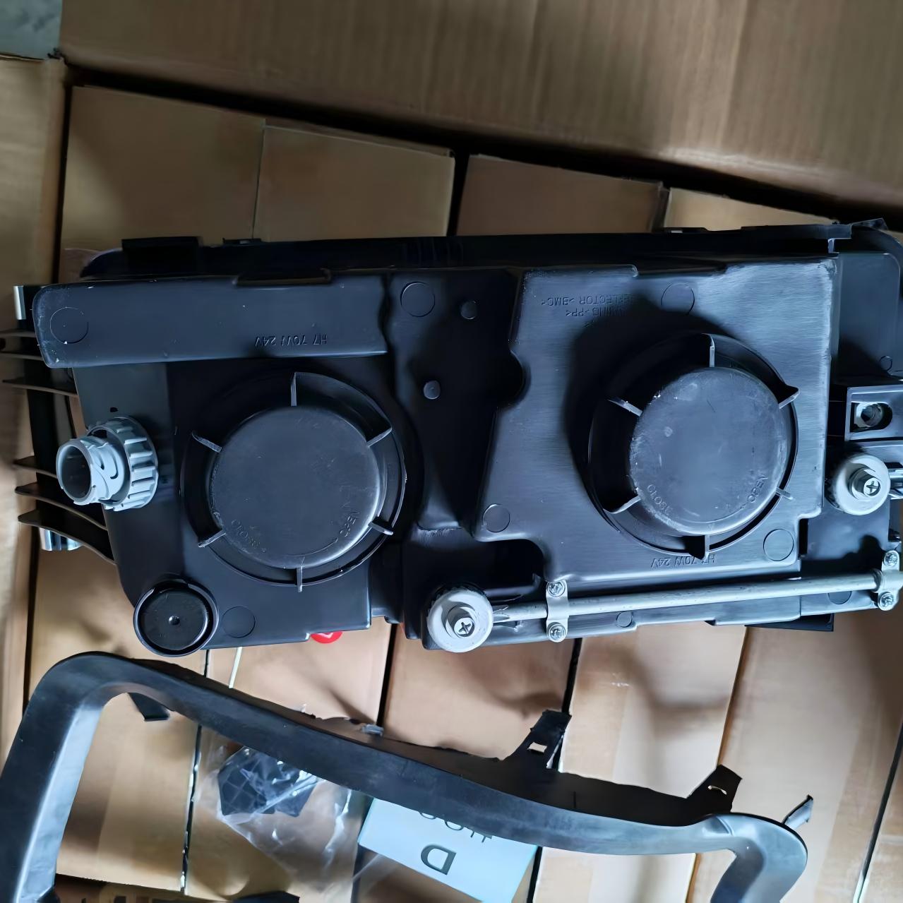 TX Headlight L (Left Side) Truck Headlamp Assembly for TX Series Heavy Duty Truck