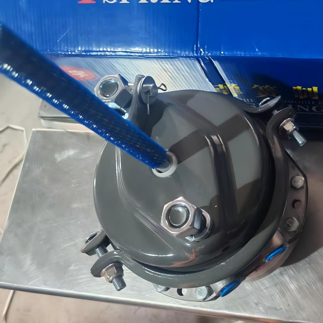 SINOTRUK Grey T2424DP Spring Brake Chamber Small Port Air Brake Chamber for Heavy Duty Truck