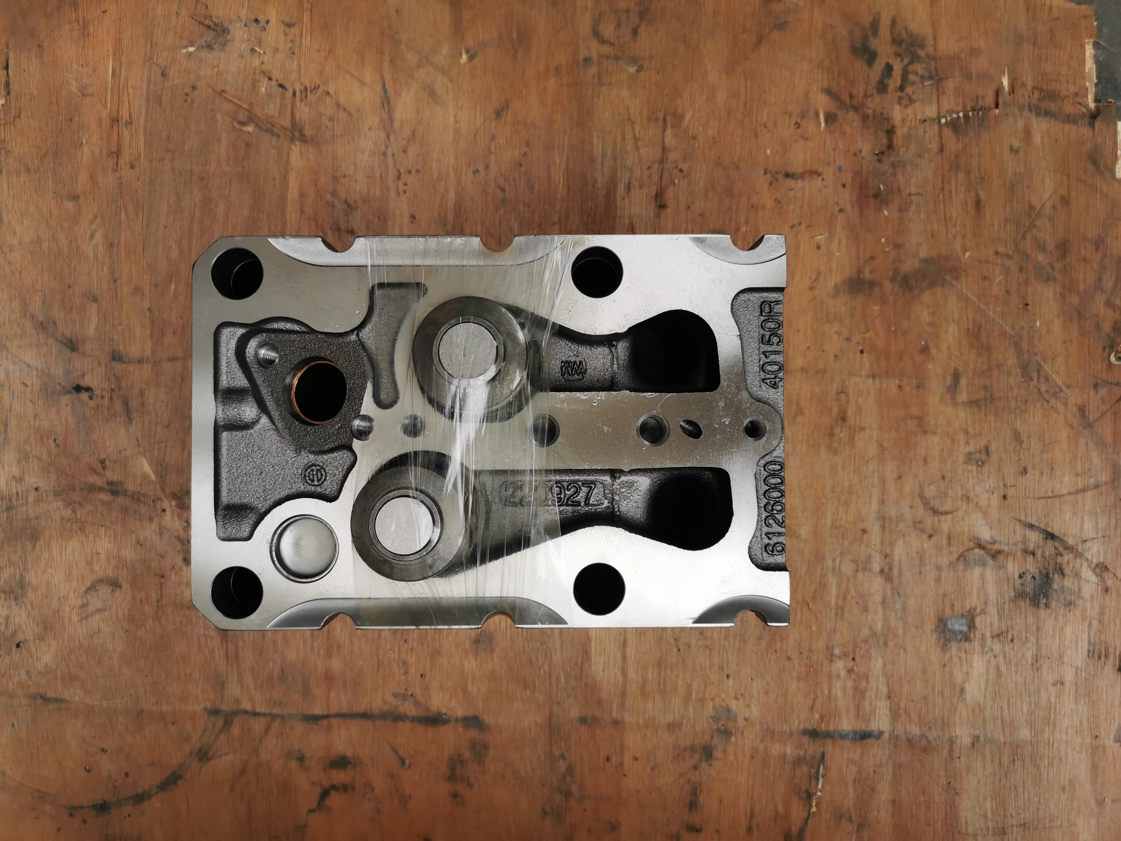 Cylinder Head 61560040068 Engine Cylinder Head for WD615 HOWO STR Heavy Duty Truck Diesel Engine Parts
