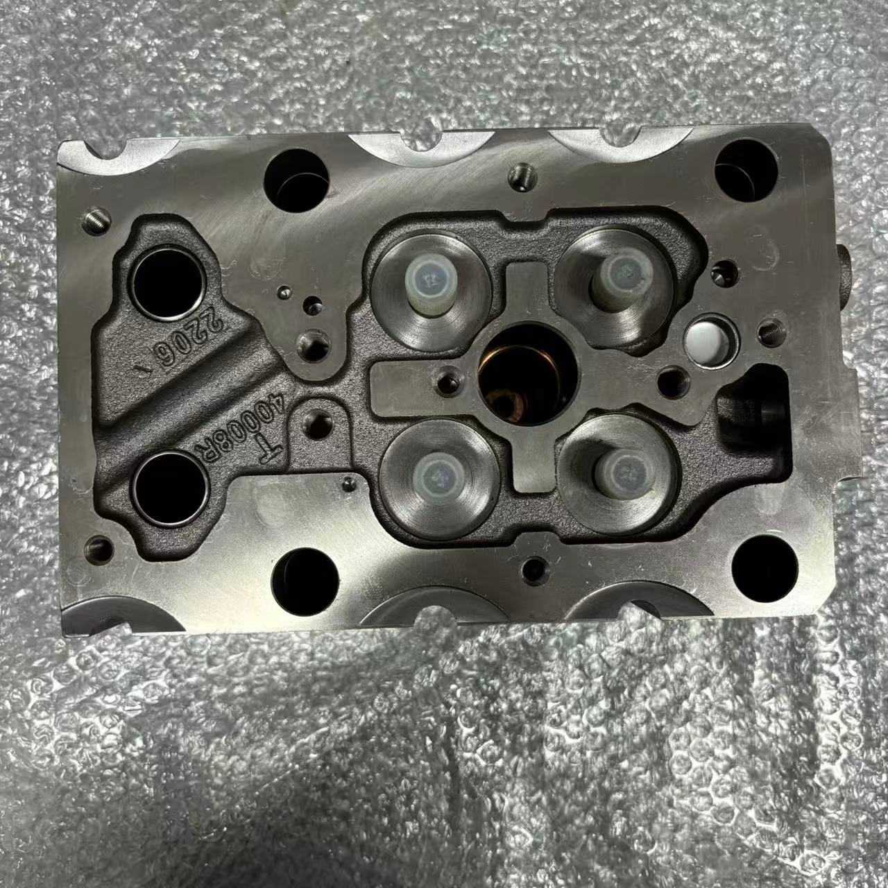 Cylinder Head 612650040038 Euro V Four Valve Engine Cylinder Head for WP12 Heavy Duty Truck Diesel Engine Parts