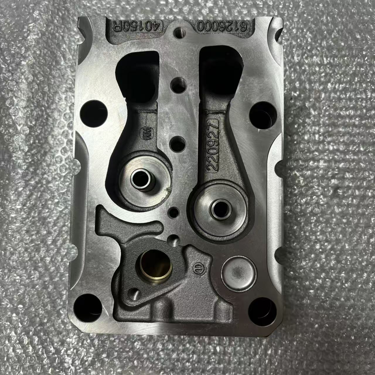 Cylinder Head 612600040559 WP10 Gas Engine Cylinder Head for Heavy Duty Truck Engine Parts