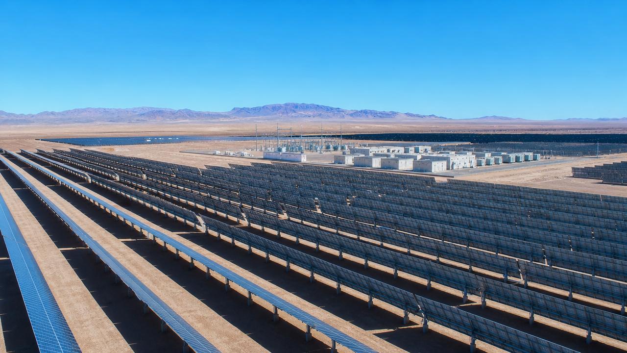 Single Axis Solar Tracker Wholesale: When Tracking Gains Justify CAPEX