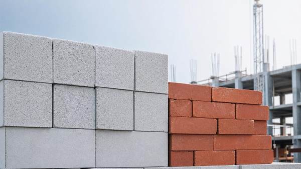Autoclaved Aerated Concrete Blocks vs Red Bricks: Which Fits Modern Building Projects?