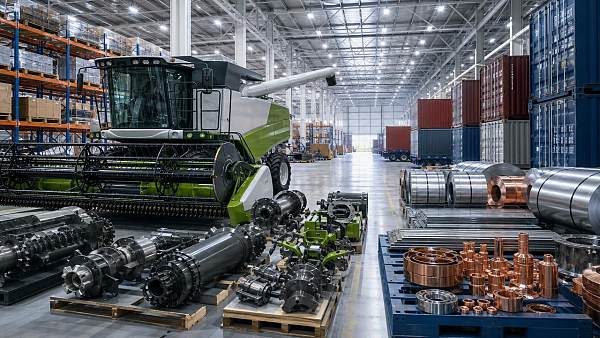 U.S. Lowers Tariffs on Metals and Farm Machinery