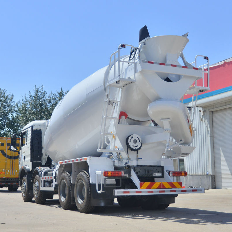 7 شاحنة خلط مستعملة Sinotruk Howo 8X4 ذات 12 عجلة