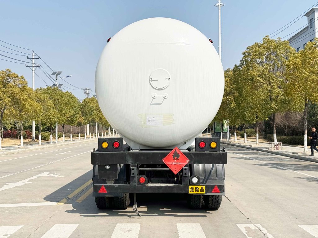 1775024729897852551375437824.jpg LPG-Trailer-3-1024x768.jpg