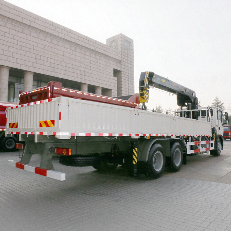 Camion-grue HOWO T5G 6X4 d'occasion