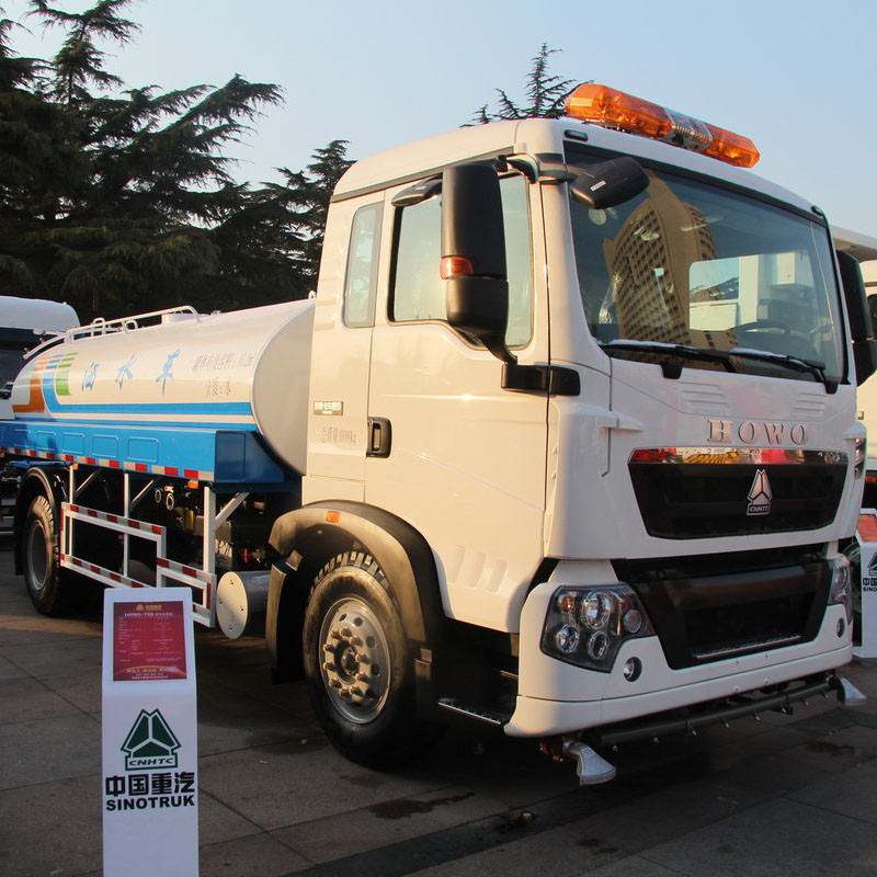 3 Camion-citerne d'eau HOWO 4x2 d'occasion 371HP pulvérisateur à 6 roues