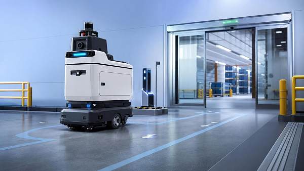 How to Evaluate Service Robots in Europe for Safety, Compliance, and Site Fit
