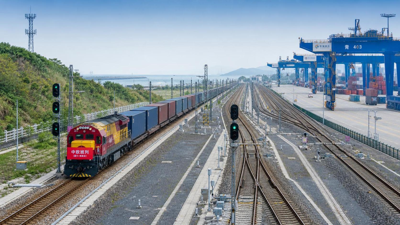 How Automated Freight Rail Systems Improve Capacity on Congested Corridors