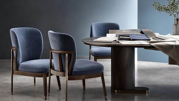 Velvet Upholstered Dining Chairs: How to Choose the Right Fabric, Frame, and Seat Comfort