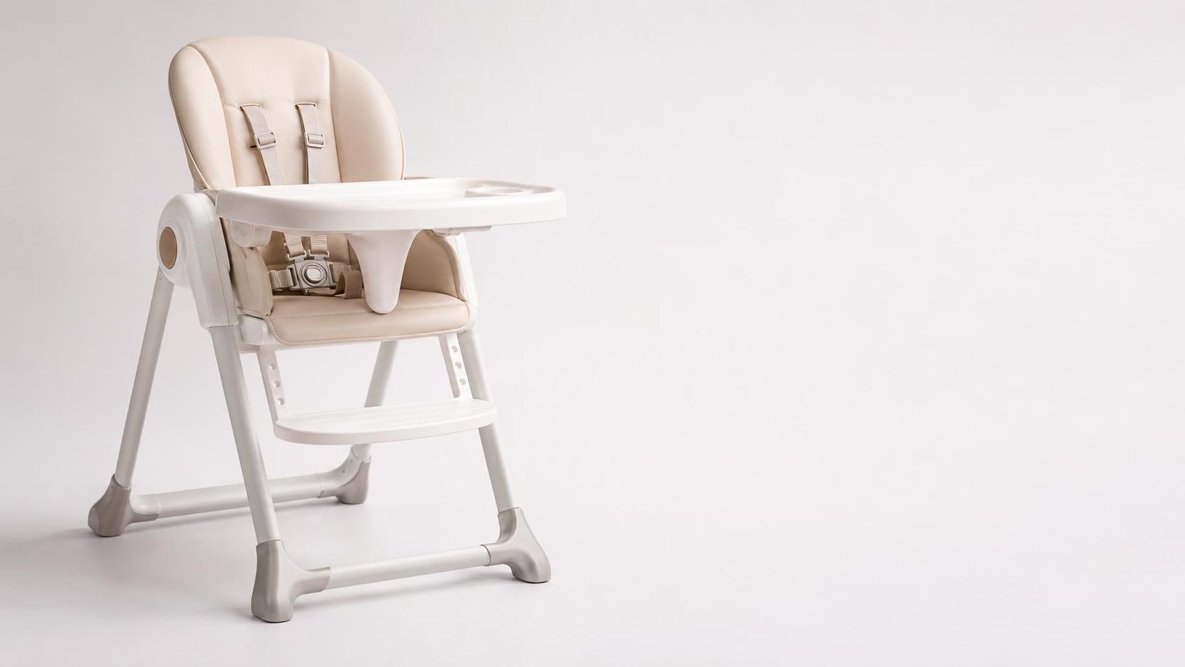 Toddler Feeding Chairs: Safety Features and Fit Guide