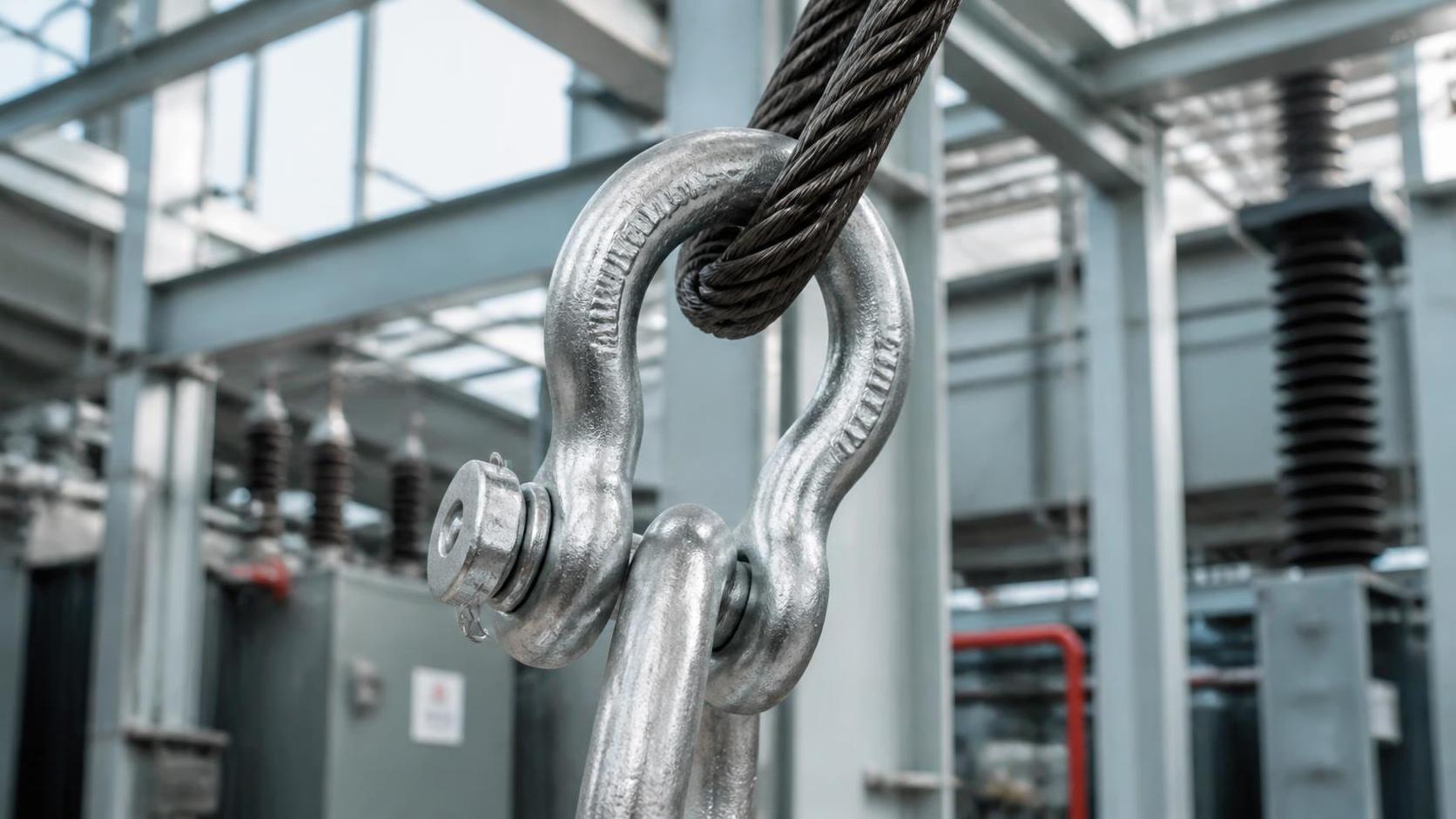 How to choose drop forged shackles for heavy lifting loads