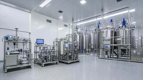 Automated Buffer Preparation Factory Options Compared by Scale