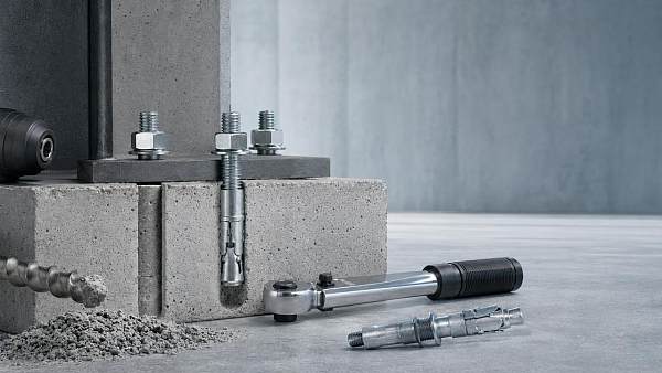 Heavy Duty Expansion Anchors: Common Installation Errors That Reduce Holding Power