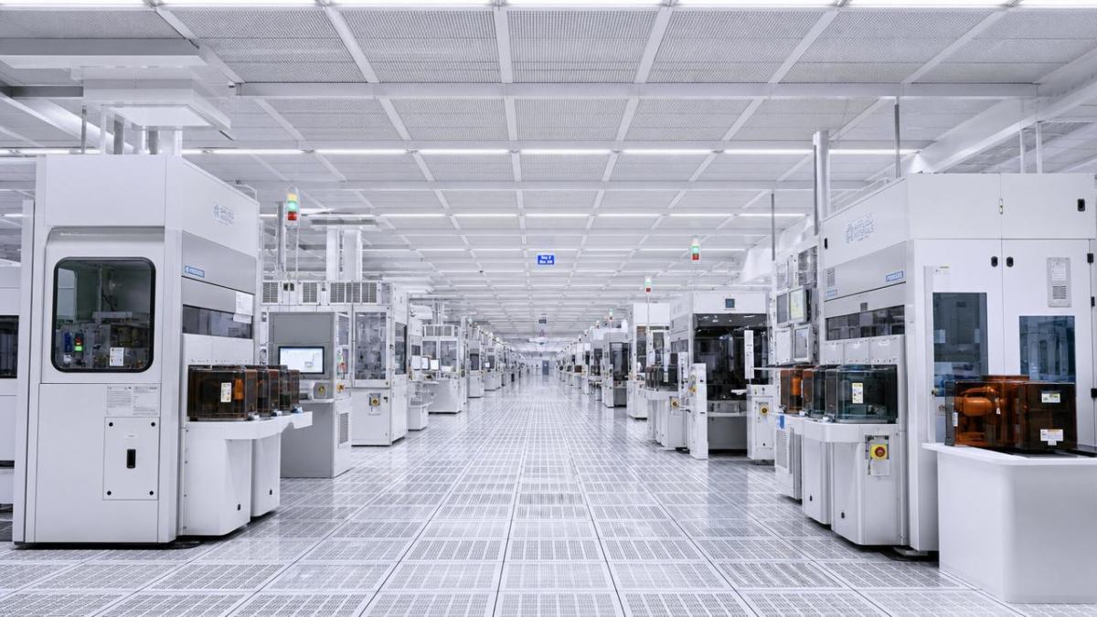 Semiconductor Cleanroom Design for ISO Class 1 Goals Semiconductor Cleanroom Design for ISO Class 1 Goals