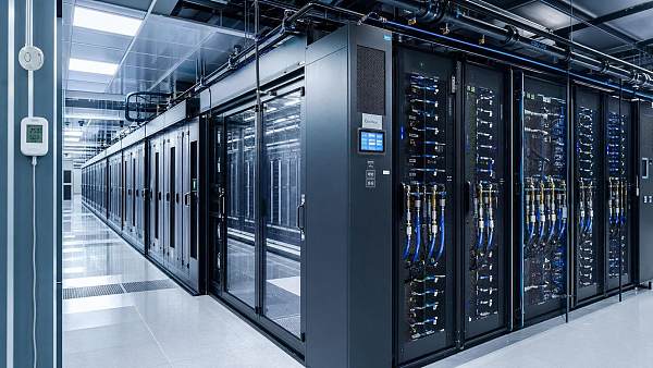 Smart Data Center Cooling 2026: Cost, Control, and ROI