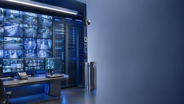 Security Analytics vs Traditional Monitoring: What Really Improves Incident Response