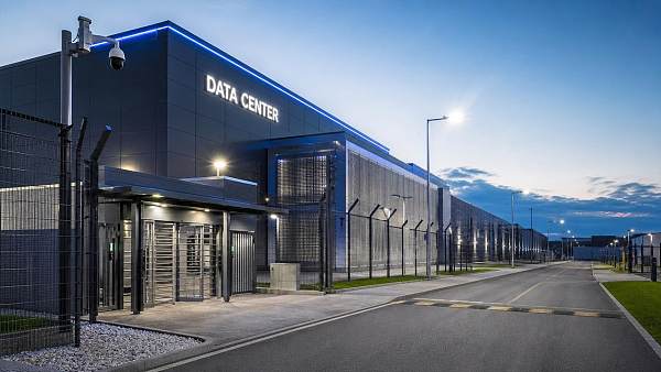 How Critical Infrastructure Protection Solutions Reduce Downtime Risk