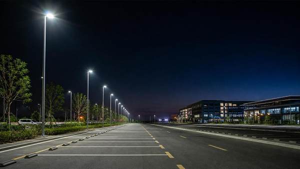 Best Lighting Solutions for Parking Lots with Lower Energy Use